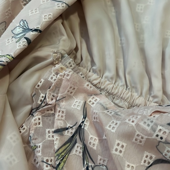 BTFL Life Floral Vevina Pink Romper Small - Picture 8 of 8